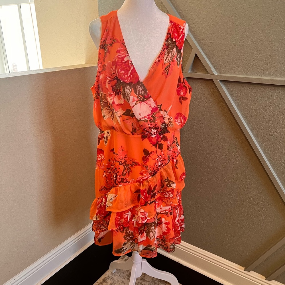 Women’s Express Floral Ruffle Wrap Fit And Flare Dress Size Large Peach Floral* - Picture 2 of 11